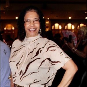 Meet your Posher, Deborah